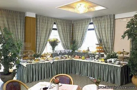 Hotel Rossini 4*