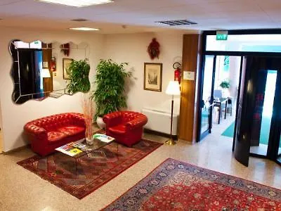 Rossini Hotel 4*