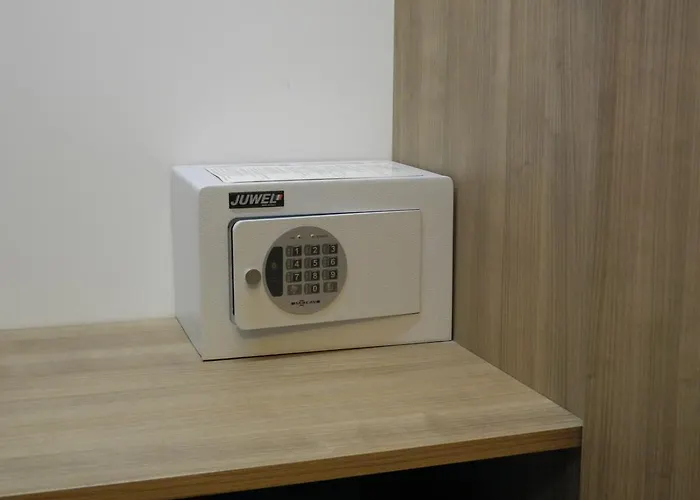 罗西尼酒店 酒店